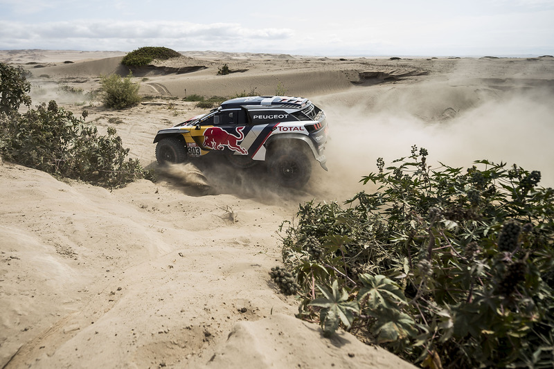 #303 Peugeot Sport Peugeot 3008 DKR: Carlos Sainz, Lucas Cruz