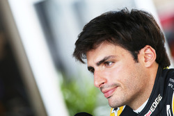 Carlos Sainz Jr., Renault Sport F1 Team
