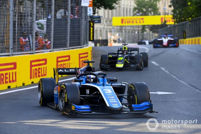 Guanyu Zhou, Uni-Virtuosi Racing