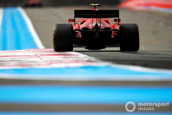Carlos Sainz Jr., Ferrari SF21
