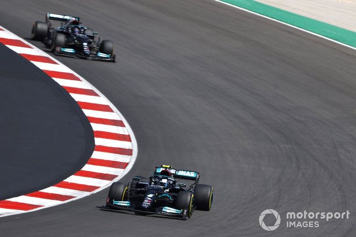 Valtteri Bottas, Mercedes W12, Lewis Hamilton, Mercedes W12