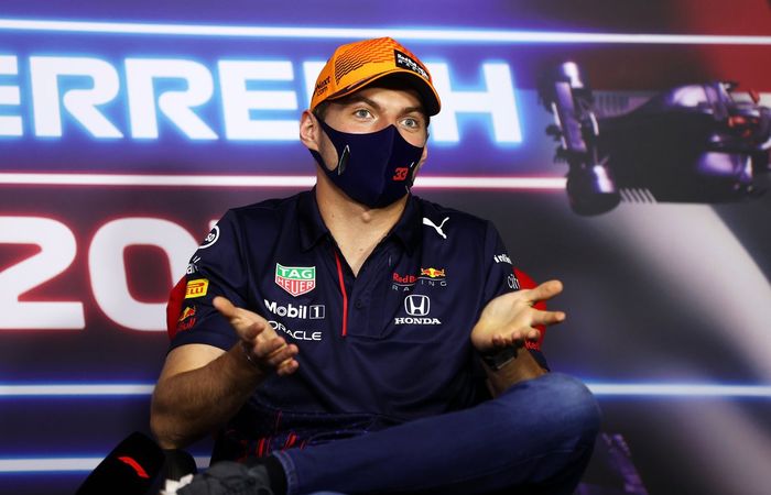Max Verstappen, Red Bull Racing durante la conferencia de prensa