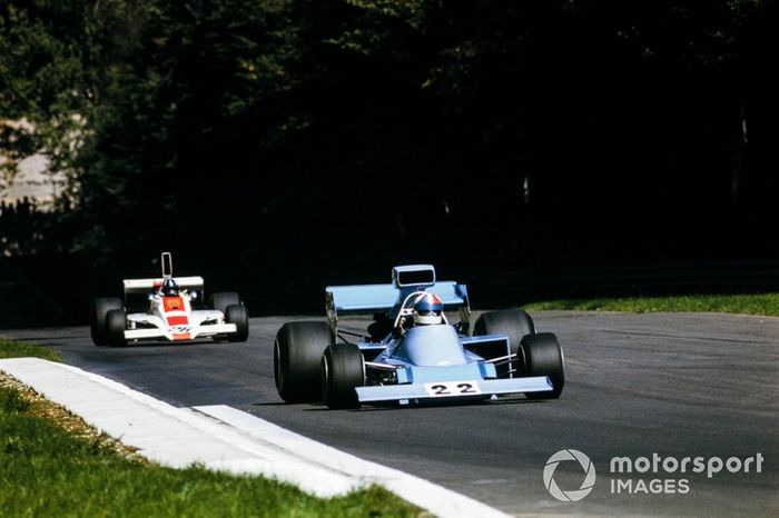 Chris Amon, Amon AF101 Ford, Graham Hill, Lola T370 Ford