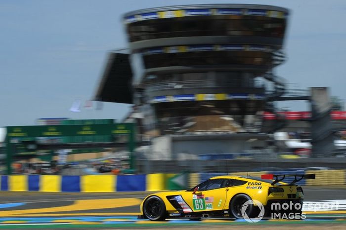 #63 Corvette Racing, Chevrolet Corvette C7.R: Jan Magnussen, Antonio Garcia, Mike Rockenfeller 