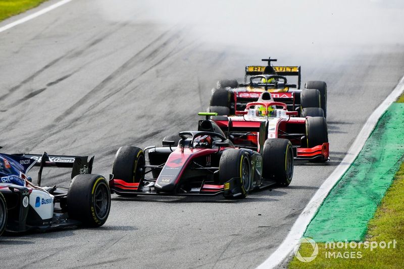 Callum Ilott, UNI-Virtuosi y Mick Schumacher, Prema Racing 