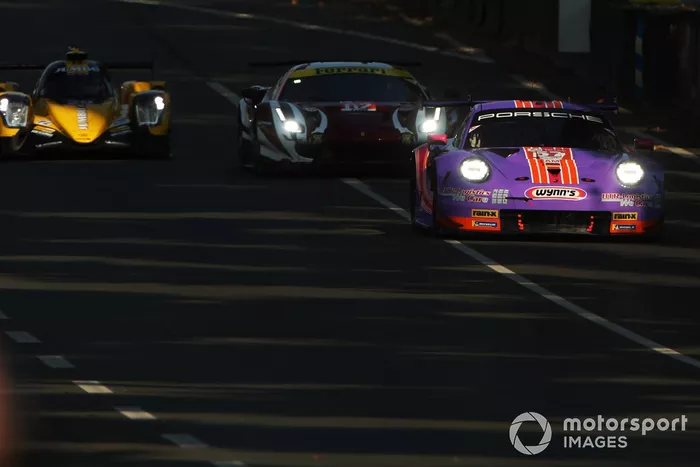 #57 Team Project 1 Porsche 911 RSR: Ben Keating, Felipe Fraga, Jeroen Bleekemolen