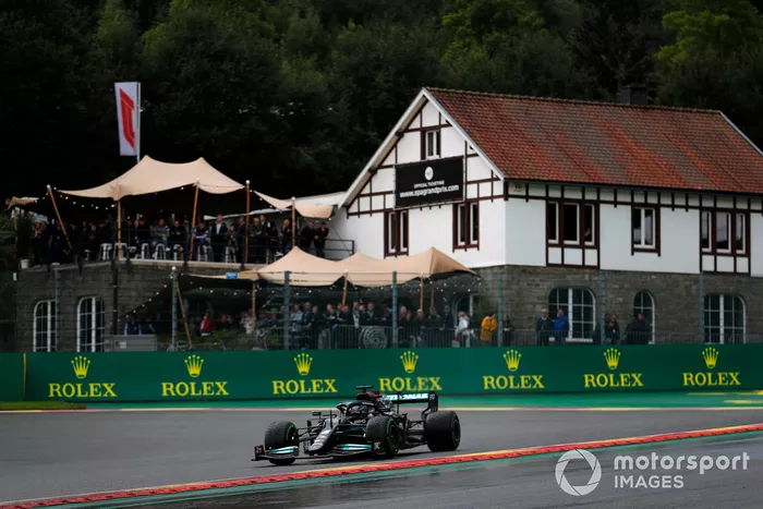 Lewis Hamilton, Mercedes W12