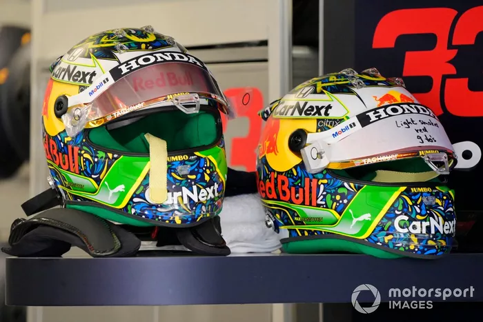 Cascos para Max Verstappen, Red Bull Racing