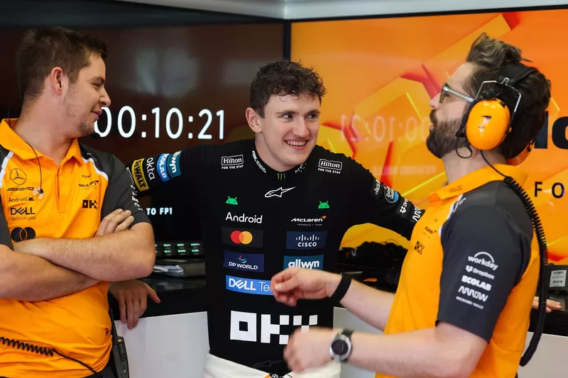 Alex Dunne, McLaren