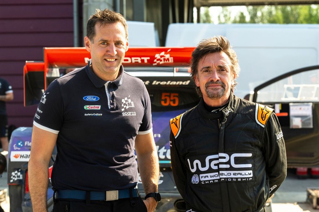 Rich Millener, Director del equipo M-Sport Ford Rally con Richard Hammondare
