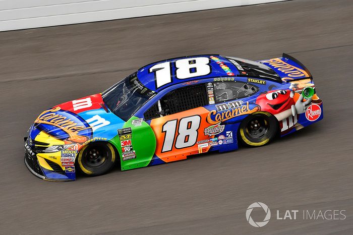 Kyle Busch, Joe Gibbs Racing, Toyota Camry M&M's Caramel