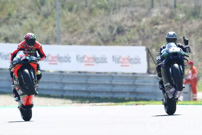 Aleix Espargaro, Aprilia Racing Team Gresini, Maverick Vinales, Yamaha Factory Racing