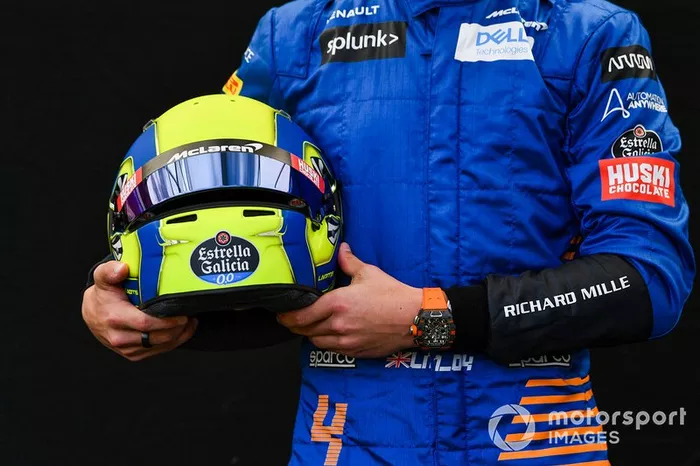 El casco de Lando Norris, McLaren 