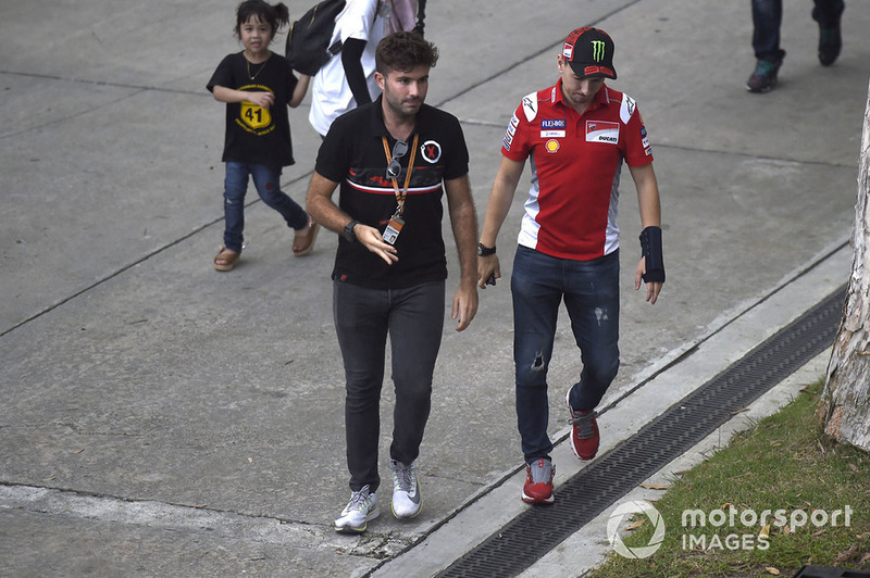 Jorge Lorenzo, Ducati Team, no podrá correr en Sepang por la lesión en su mano derecha