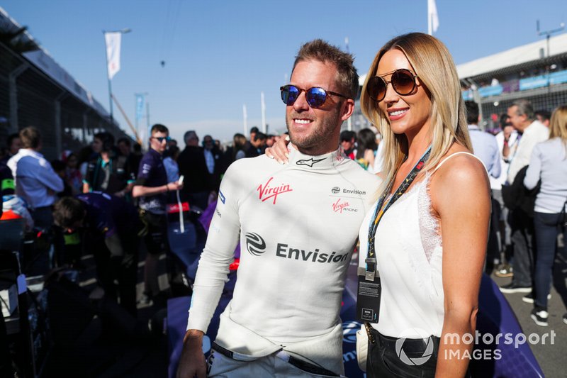 Sam Bird, Envision Virgin Racing, with his wife Hollie Christie