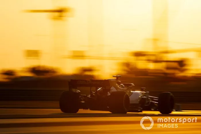 16º: Antonio Giovinazzi, Alfa Romeo Racing C38