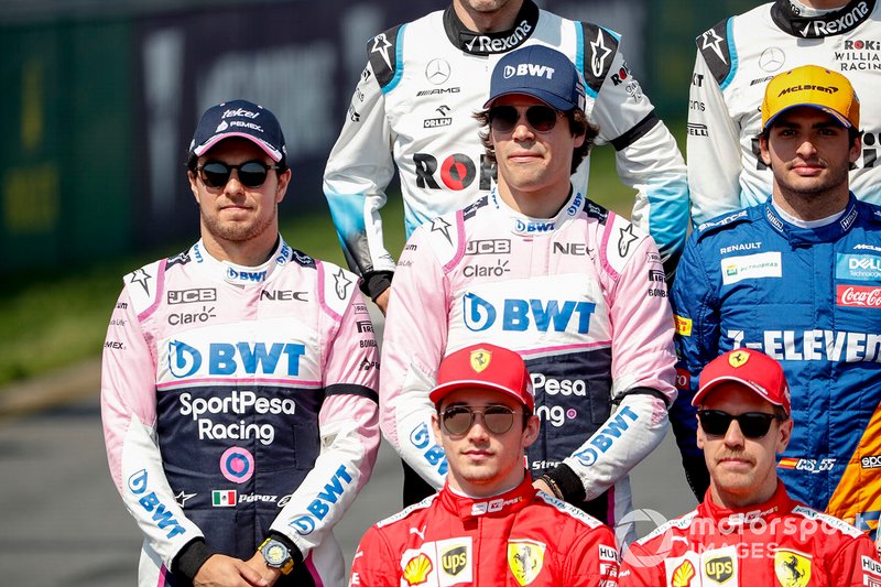 Sergio Perez, Racing Point, Lance Stroll, Racing Point, Carlos Sainz Jr., McLaren, Charles Leclerc, Ferrari, y Sebastian Vettel, Ferrari, en la foto de pilotos 2019