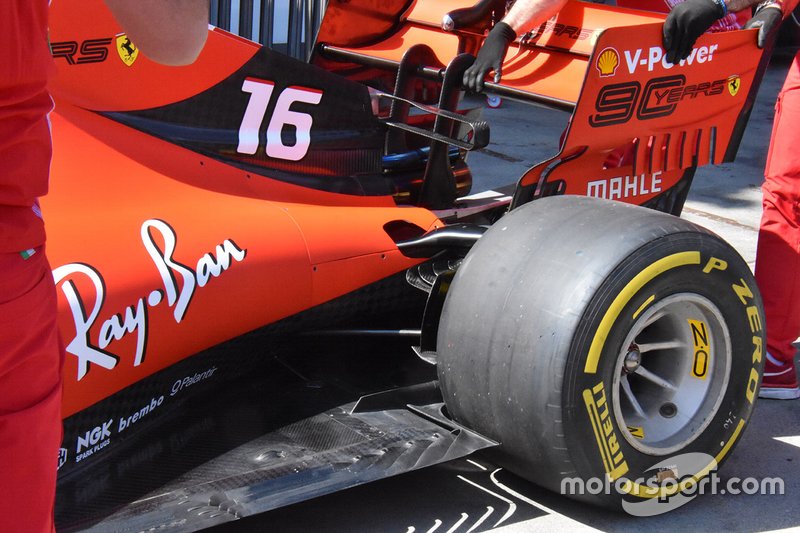 Ferrari SF90 rear detail