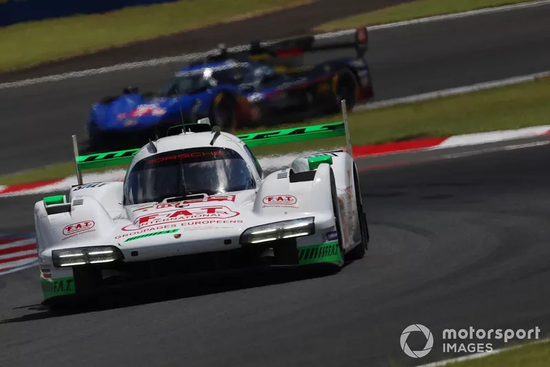 #99 Proton Competition Porsche 963: Harry Tincknell, Neel Jani, Julien Andlauer