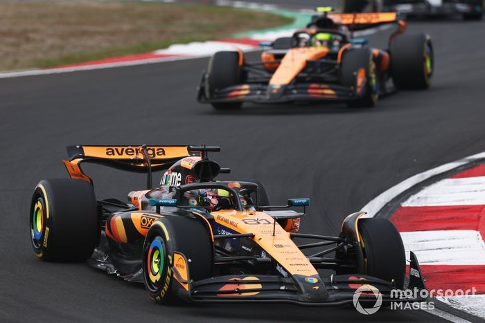 Lando Norris, McLaren, Oscar Piastri