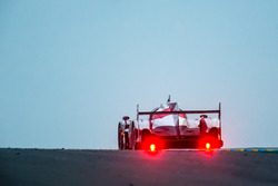 #6 Toyota Racing Toyota TS050 Hybrid: Stテゥphane Sarrazin, Mike Conway, Kamui Kobayashi