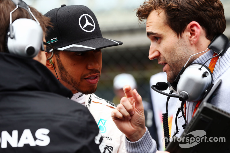 Lewis Hamilton, Mercedes AMG F1, sulla griglia