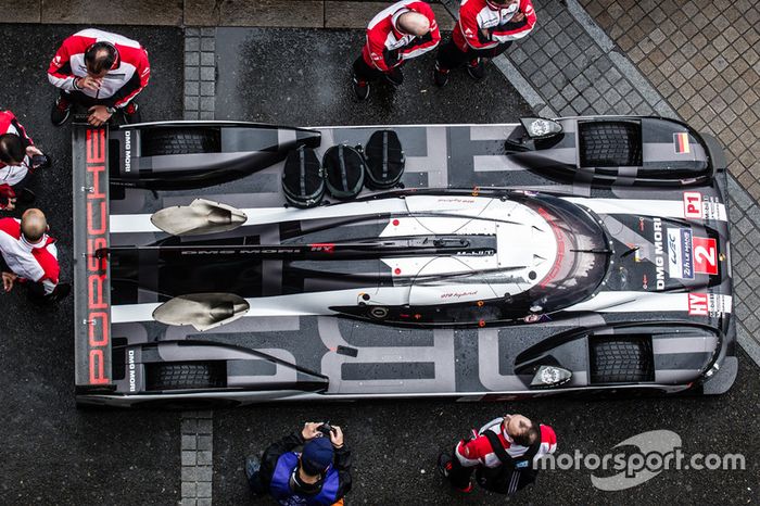 #2 Porsche Team Porsche 919 Hybrid