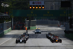 Ніко Росберг, Mercedes AMG F1 W07 Hybrid поул-позиція на початку гонки