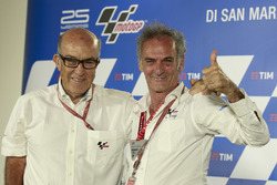 Кармело Еспелета, генеральний директор Dorna Sports, Франко Унчіні, офіцер безпеки FIM Гран Прі