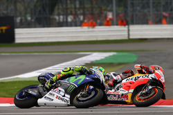 Valentino Rossi, Yamaha Factory Racing; Marc Marquez, Repsol Honda Team