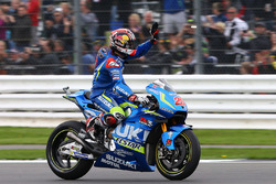 Race winner Maverick Viñales, Team Suzuki MotoGP