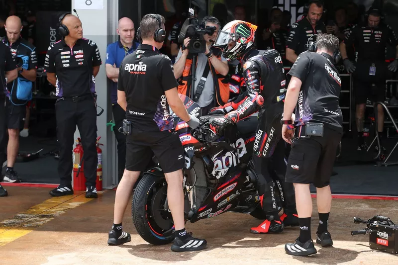 Marco Bezzecchi, Aprilia Racing