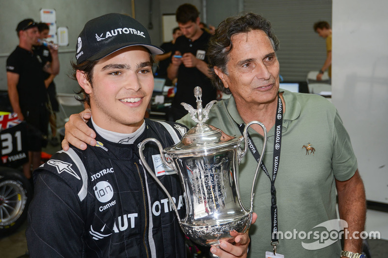 El ganador, Pedro Piquet con Nelson Piquet