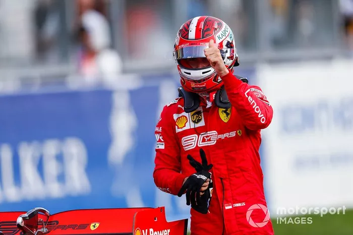 Charles Leclerc, Ferrari, festeggia la pole position