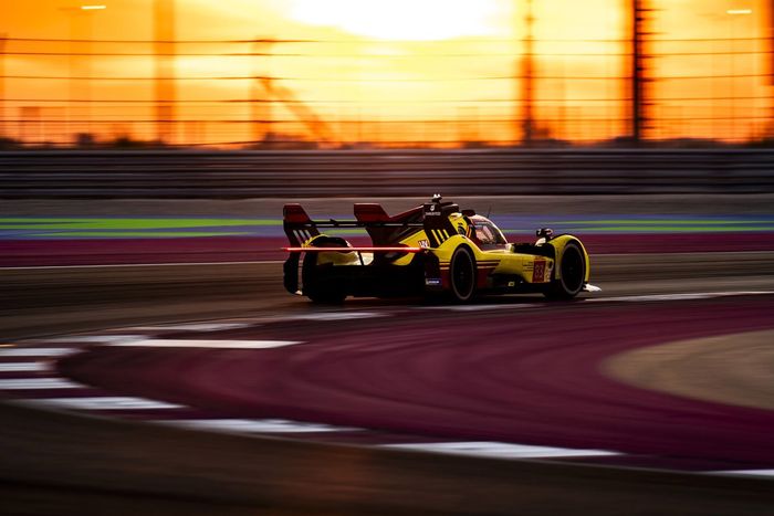 #83 AF Corse Ferrari 499P: Robert Kubica, Robert Shwartzman, Yifei Ye