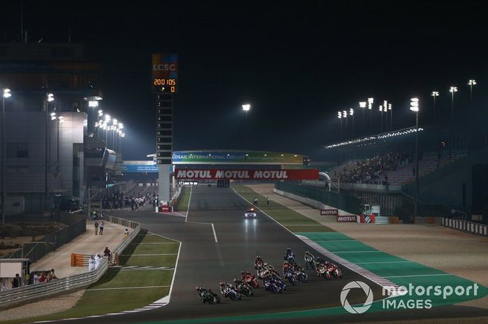 Arrancada, Jonathan Rea, Kawasaki Racing Team leads