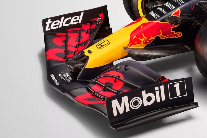 Detalle del alerón delantero del Red Bull Racing RB16B