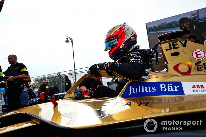 Jean-Eric Vergne, DS TECHEETAH climbs out of his DS E-Tense FE19 on the grid