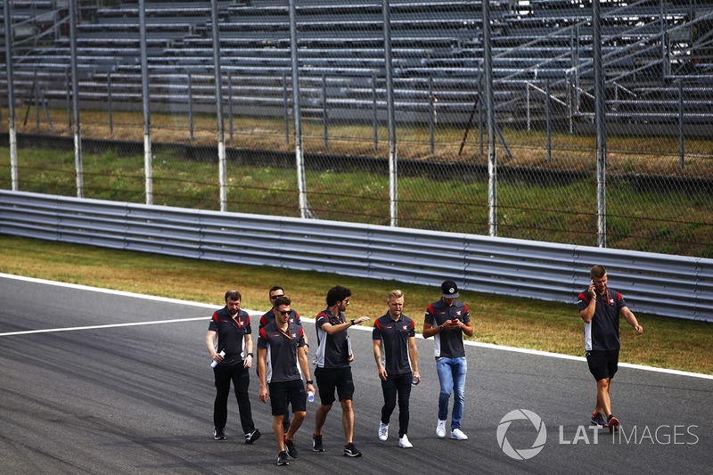 Кевін Магнуссен, Haas F1 Team, з командою
