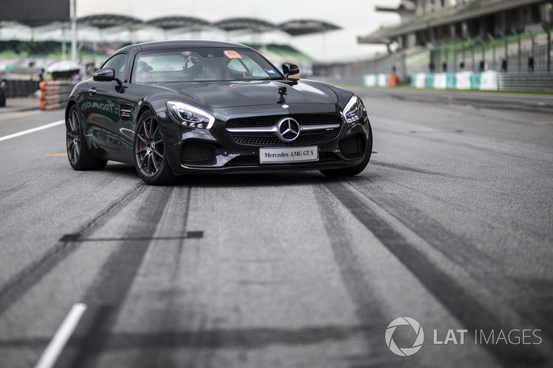 Lewis Hamilton, Mercedes AMG F1 in a Mercedes AMG GTS