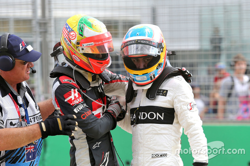 Естебан Гутьєррес, Haas F1 Team і Фернандо Алонсо, McLaren