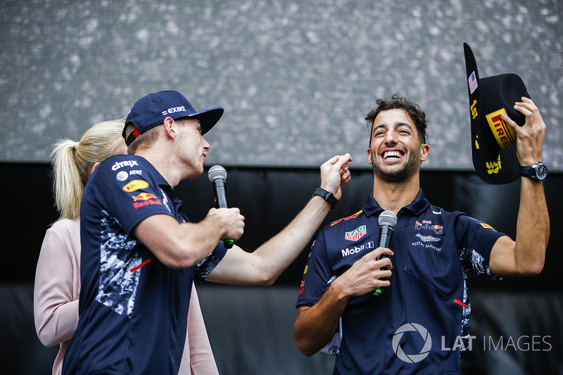 Max Verstappen, Red Bull, Daniel Ricciardo, Red Bull Racing