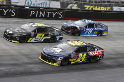 William Byron, Hendrick Motorsports, Chevrolet Camaro AXALTA, Harrison Rhodes, Rick Ware Racing, Chevrolet Camaro Industrial Construction Experts, Inc, and Martin Truex Jr., Furniture Row Racing, Toyota Camry Auto-Owners Insurance