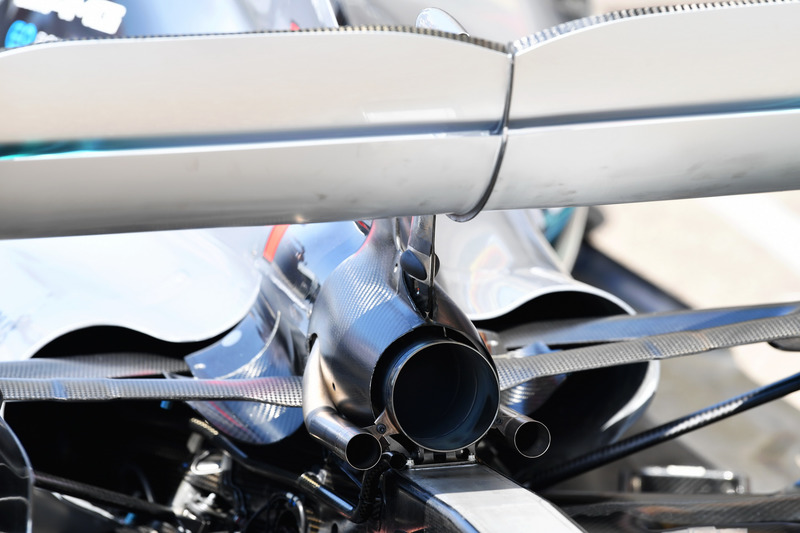 Mercedes-AMG F1 W09 exhaust