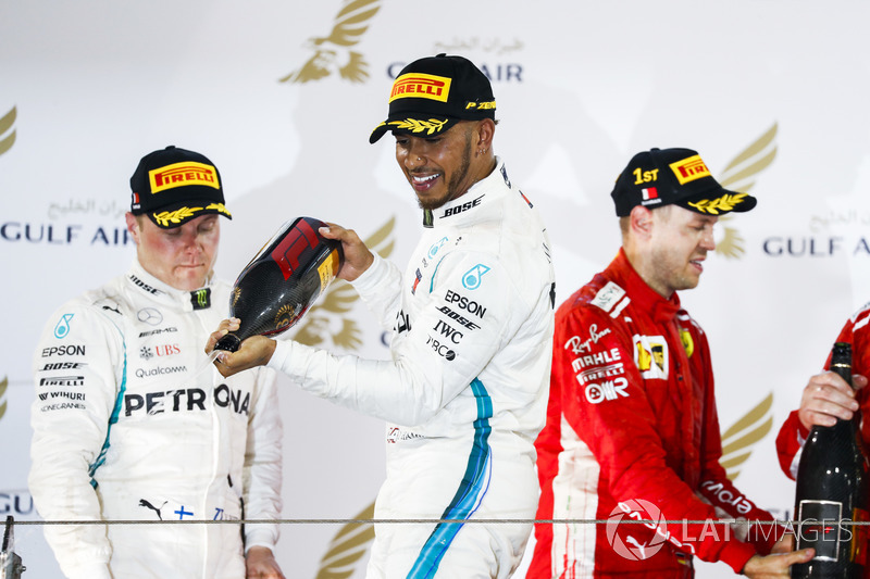 Valtteri Bottas, Mercedes AMG F1,Lewis Hamilton, Mercedes AMG F1, Sebastian Vettel, Ferrari