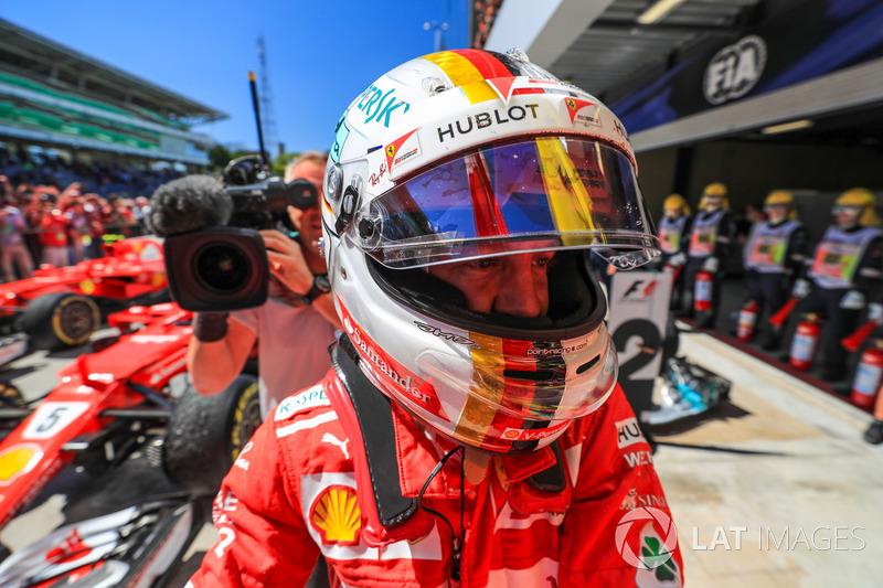 "Tive uma boa largada então eu derrapei e pensei que havia perdido a minha chance. Então vi que aconteceu o mesmo com Valtteri, então eu acho que o surpreendi.”