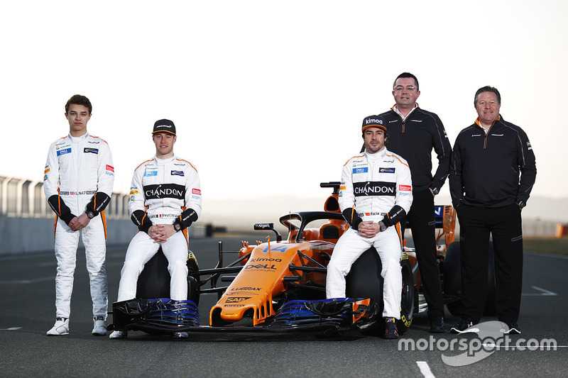 Stoffel Vandoorne, Fernando Alonso, Lando Norris, Eric Boullier, Zak Brown, McLaren