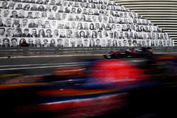 Даниил Квят, Scuderia Toro Rosso STR11