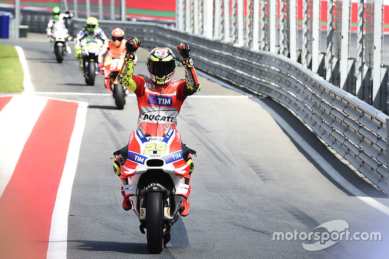 1. Andrea Iannone, Ducati Team