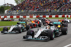 Lewis Hamilton, Mercedes AMG F1 W07 Hybrid and team mate Nico Rosberg, Mercedes AMG F1 W07 Hybrid at